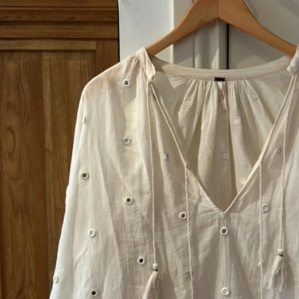 FREE PEOPLE shine bright blouse small